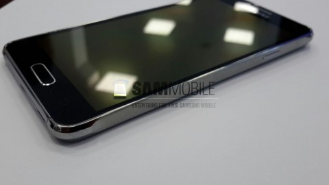 Samsung Galaxy Alpha замечен на фотографиях