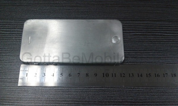 Снова и снова: фотографии iPad Mini и iPhone 5