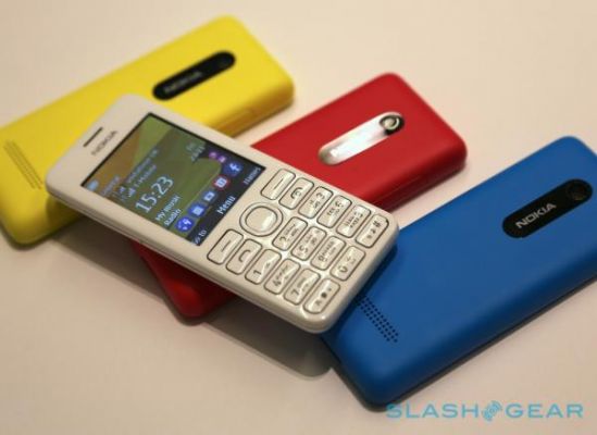 Nokia представила два новых телефона из линейки Asha