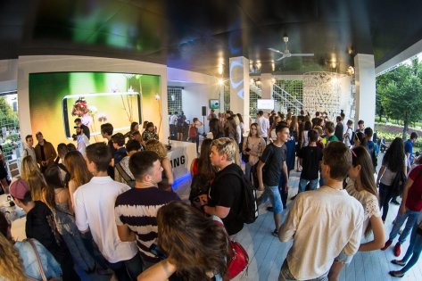 В Парке Горького открылся Samsung Galaxy Studio