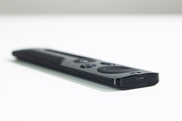 Nvidia Shield TV: облачный гейминг — новый уровень — Пульт управления и контроллер Shield. 4