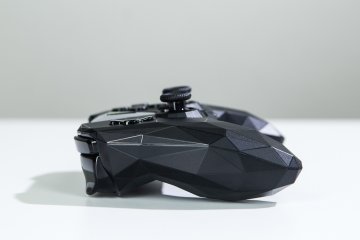 Nvidia Shield TV: облачный гейминг — новый уровень — Пульт управления и контроллер Shield. 9