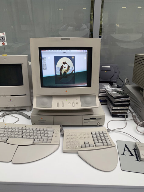 Как Apple меняла мир: репортаж из московского музея компании