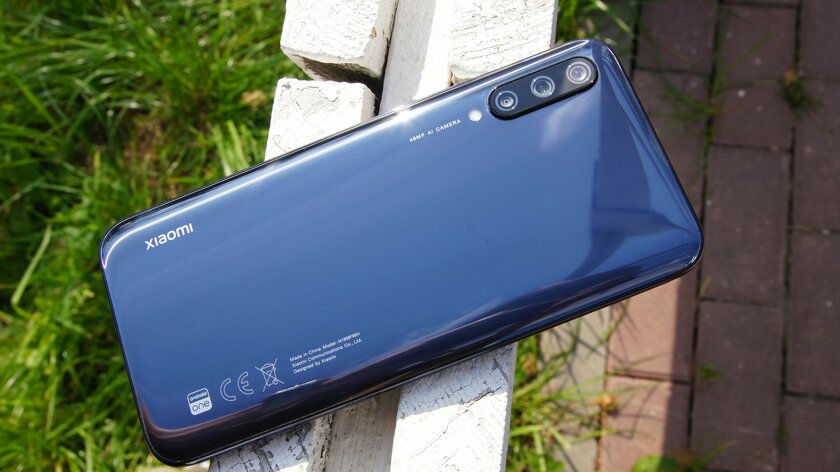 7 странных и очень спорных особенностей смартфонов Xiaomi. Даже для фанатов
