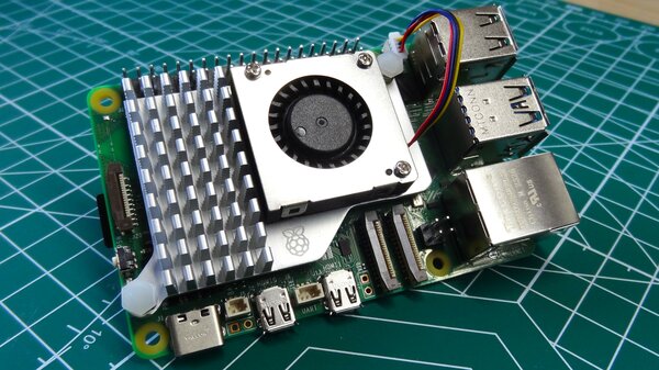 Обзор Raspberry Pi 5: теперь это компьютер (почти), предыдущие модели не нужны — Производительность и выделение тепла. 5