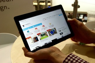 на MWC 2016: интервью с представителем BQ