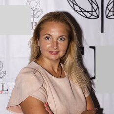 Надежда Корнеева