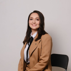 Алина Саитова