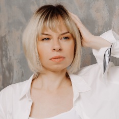 Катерина Попова