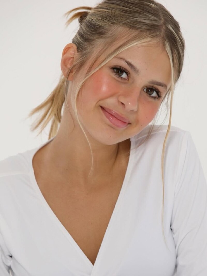 Анджелина Смерфит