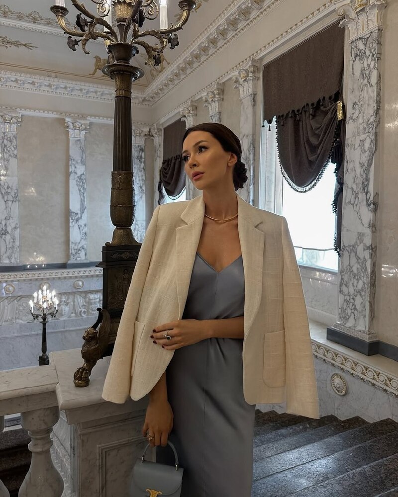 Анна Заворотнюк