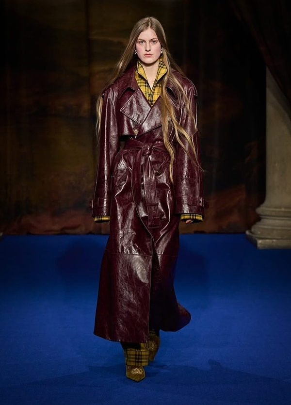 Показ новой коллекции модного дома Burberry