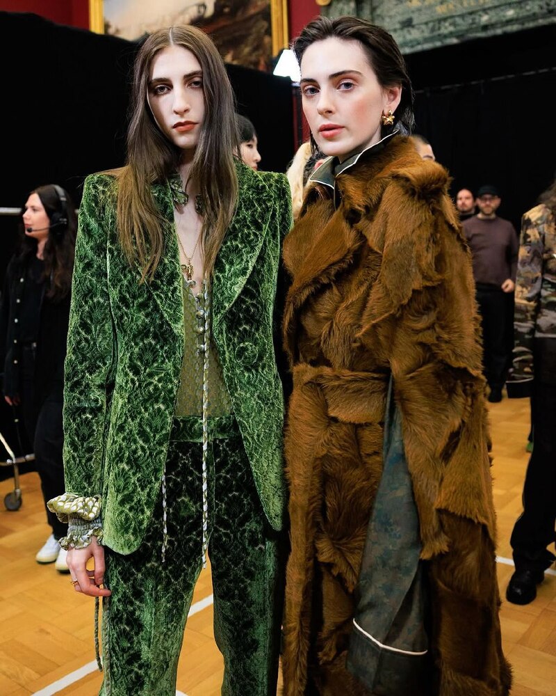 Показ новой коллекции модного дома Burberry