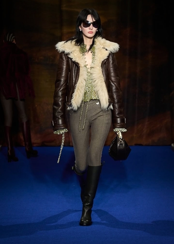 Показ новой коллекции модного дома Burberry