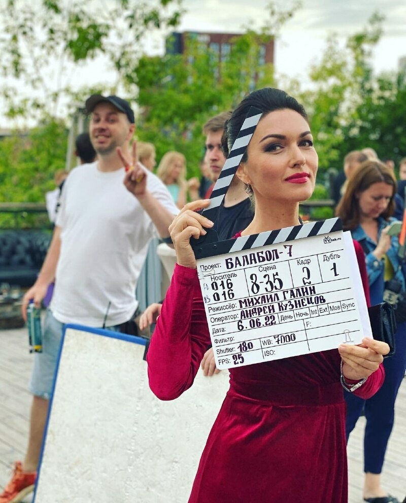 Юлия Такшина на съемках