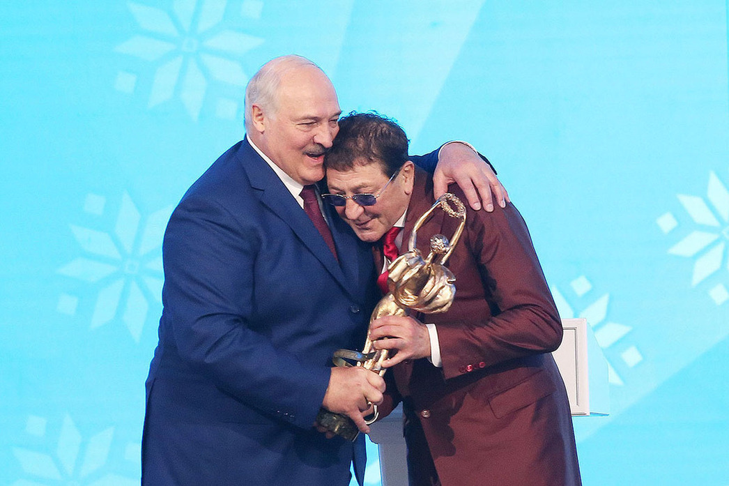 Григорий Лепс и Александр Лукашенко открыли именную звезду артиста в Витебске