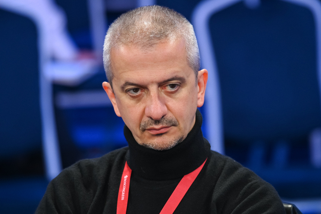Константин Богомолов