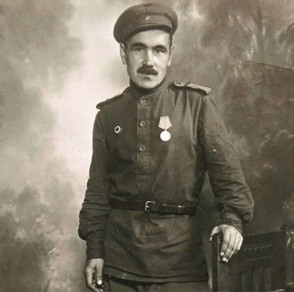 Дед Игоря Николаева, Иван Николаевич Николаев, участник штурма Берлина