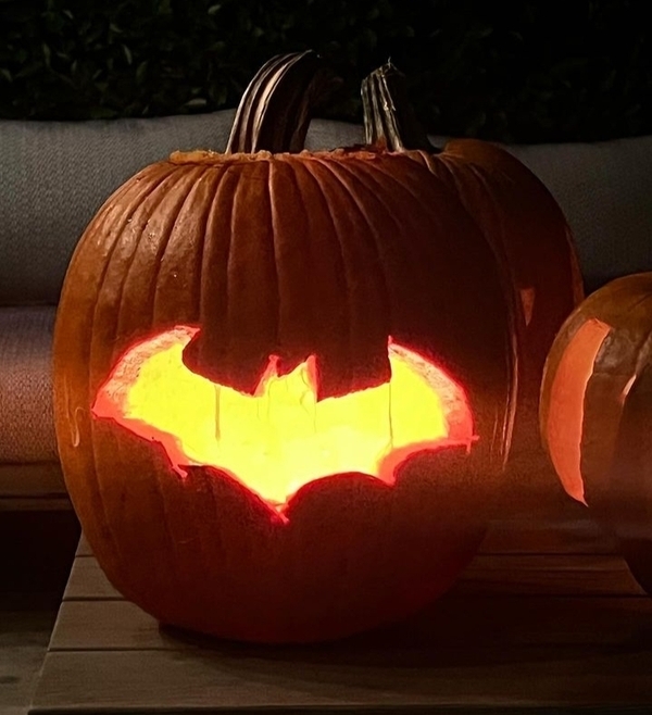 Мэтью Перри поделился фото на Halloween перед смертью