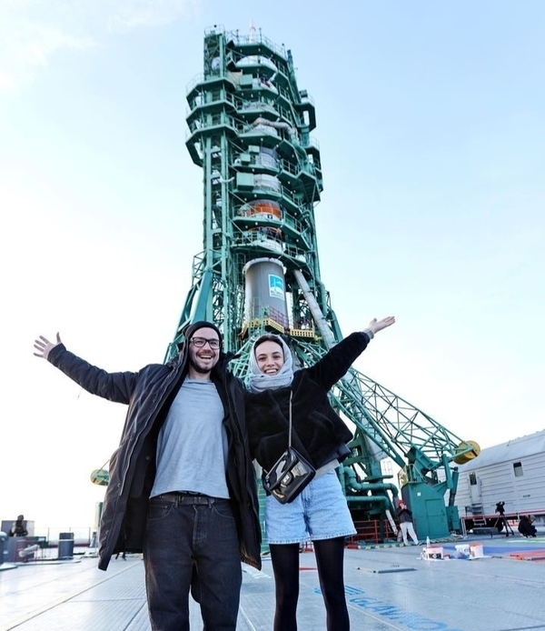 Александр Петров и Стася Милославская на Байконуре