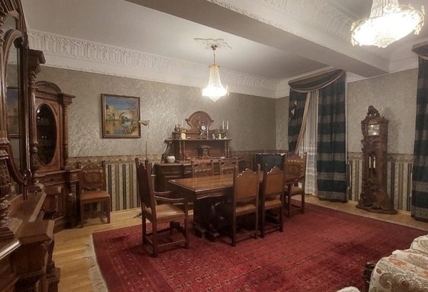 Прохор Шаляпин выставил на продажу квартиру