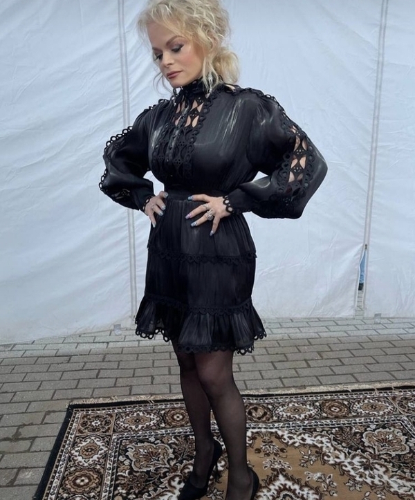 Лариса Долина