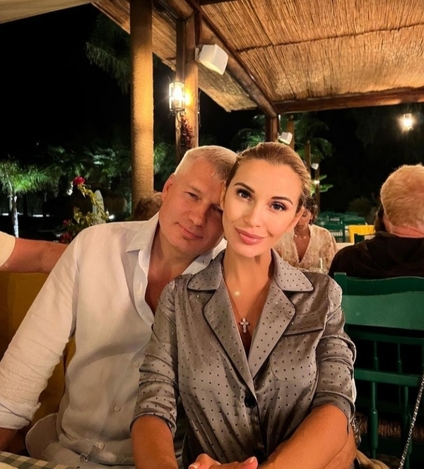 Ольга Орлова с мужем отметила его день рождения