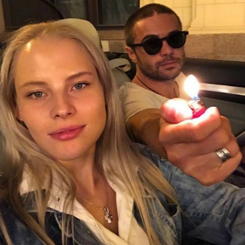 Илья Глинников с участницей шоу "Холостяк" Екатериной Никулиной