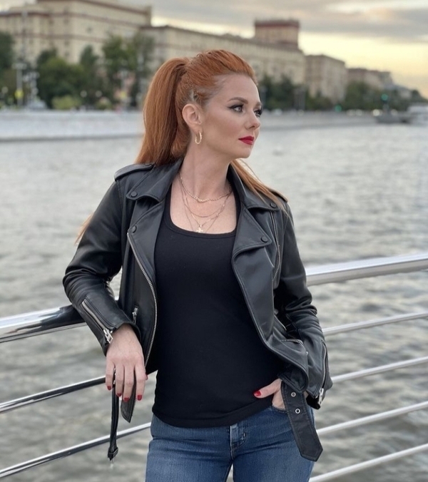 Елена Катина