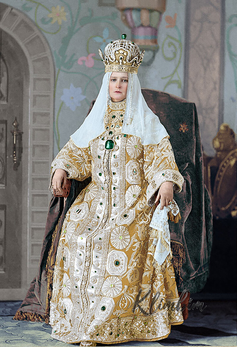 Императрица Александра Фёдоровна в костюме к балу 1903 года. Фото: ОЛЬГА ШИРНИНА (KLIMBIM)