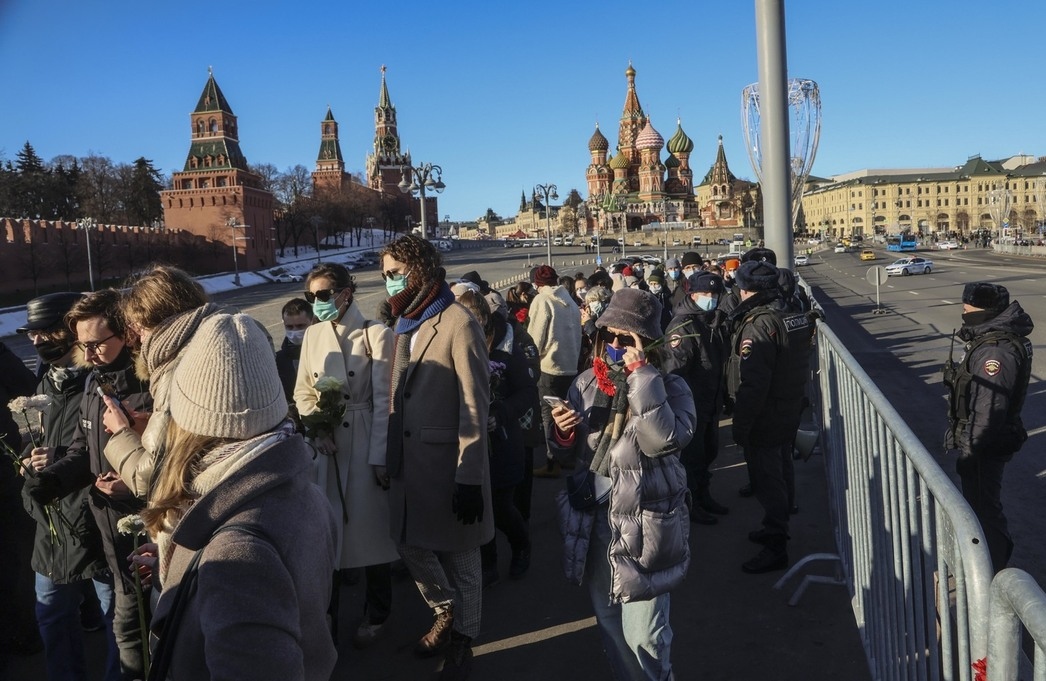 День памяти Бориса Немцова на "Немцовом мосту"