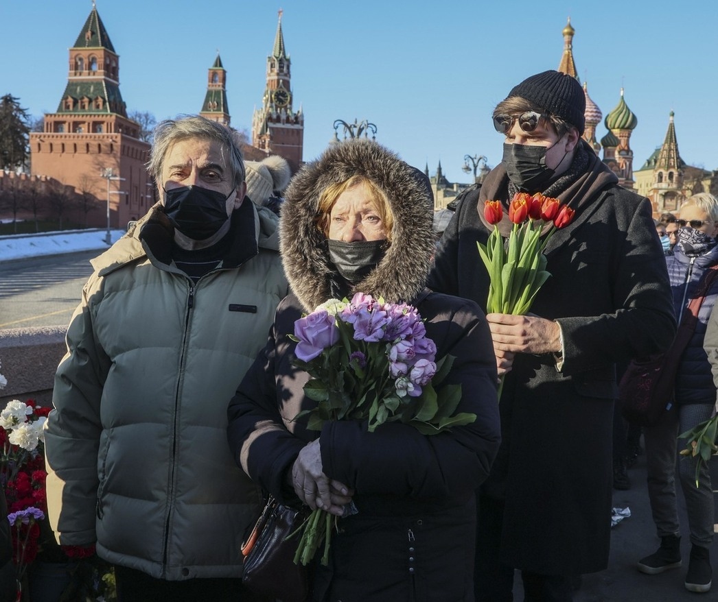 День памяти Бориса Немцова на "Немцовом мосту"