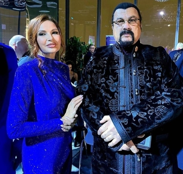 Эвелина Бледанс и Стивен Сигал