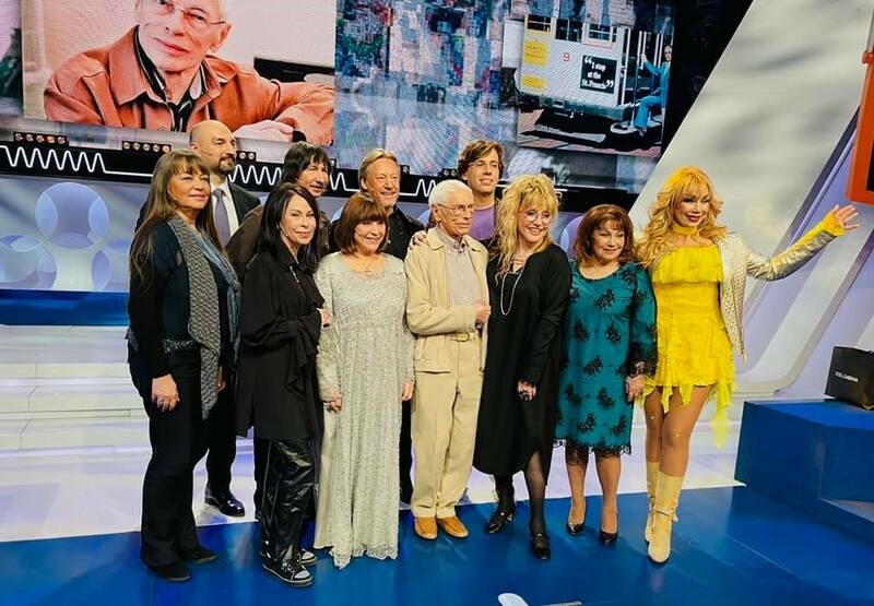 Марина Хлебникова на съемке программы в день рождения Александра Зацепина с Аллой Пугачевой, Максимом Галкиным, Машей Распутиной, Натальей Варлей и др.