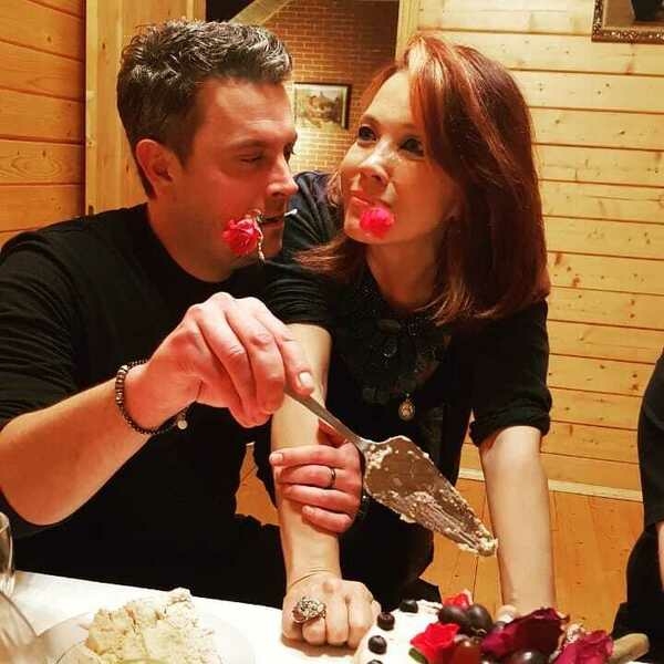 Азиза с новым другом