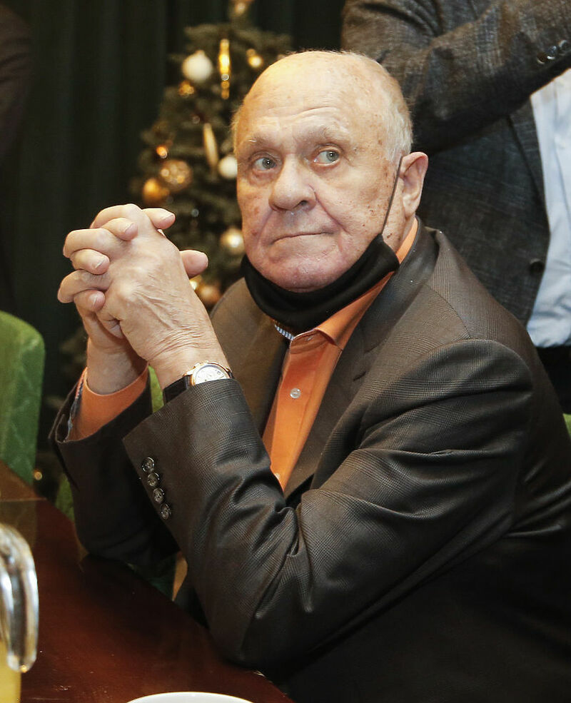 Владимир Меньшов