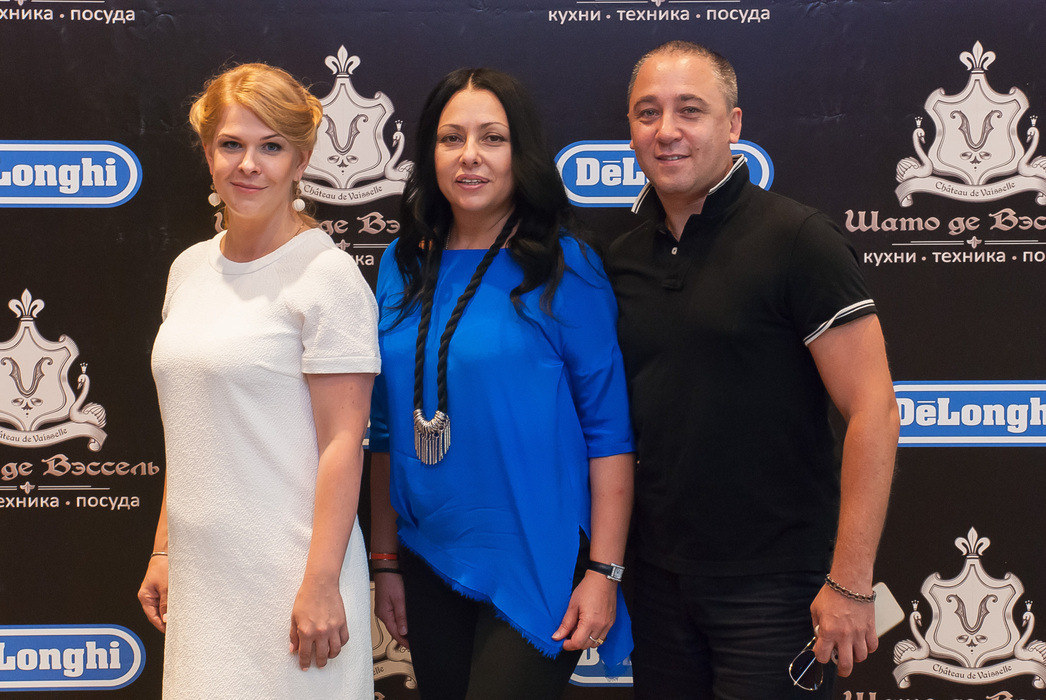Евгения Яковлева, Юлия Далакян и Анатолий Анищенко