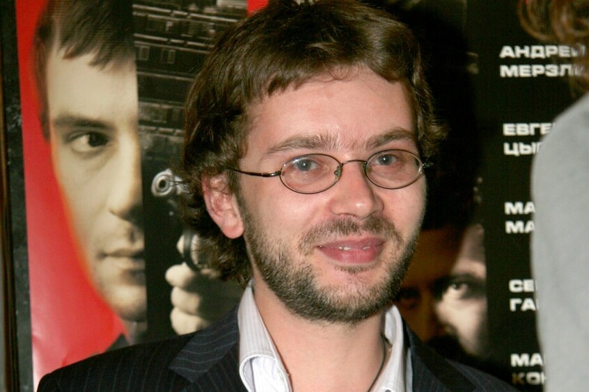 «Полтела перестало работать»: Артем Семакин борется сразу с двумя редкими заболеваниями