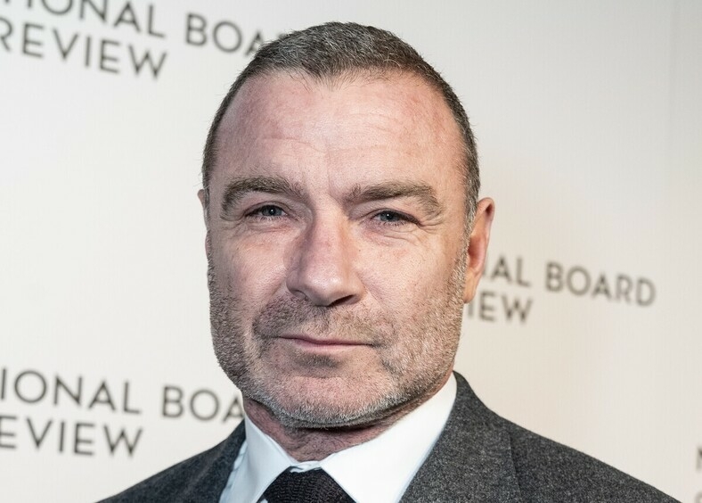 Лив Шрайбер