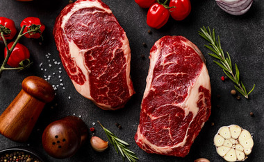 Жадина-говядина: 5 необычных рецептов с мясом от шеф-повара, чем оно полезно