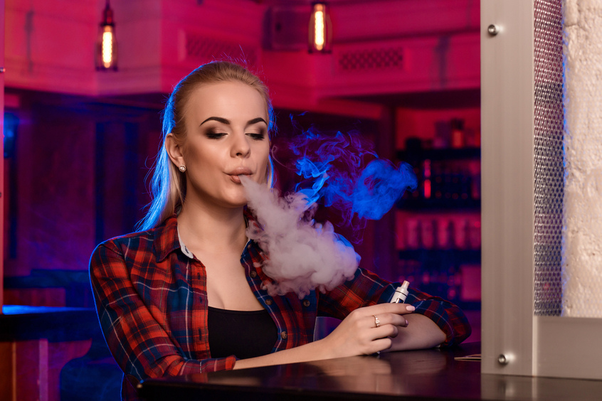 Нужны новые легкие: чем опасны вейпы и почему их хотят запретить