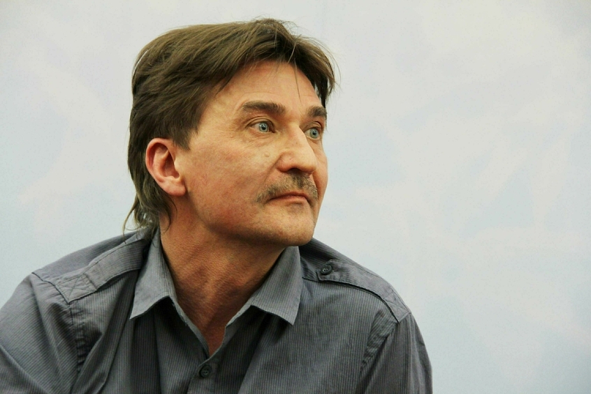 Юрий Бутусов