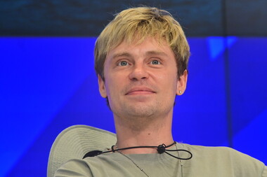 Александр Головин