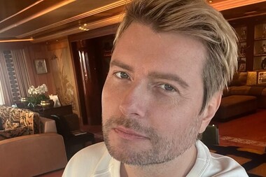 К отцовству готов: одинокий Басков намекнул, что хочет детей