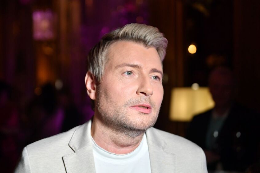 Басков «застрял» в Иркутске из-за отмены рейса, но не расстроился