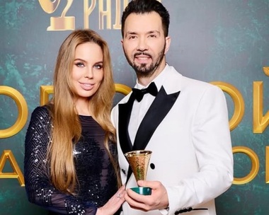 Денис Клявер шокировал подписчиков и жену: что сделал певец накануне Дня влюбленных