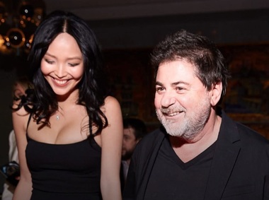 Цекало впервые прокомментировал слухи о разводе с Дариной Эрвин и продаже дома в России