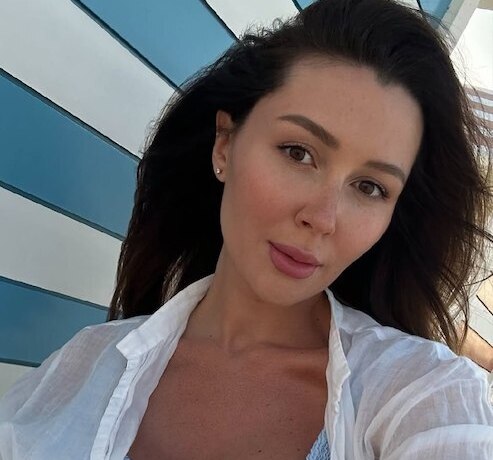 Анна Заворотнюк