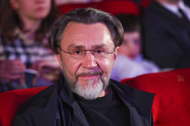 «Харизма не сочетается с семейной рутиной»: психолог прокомментировал разводы Шнурова