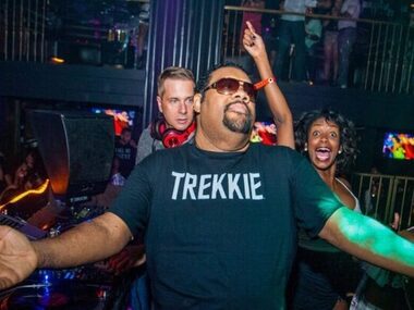 Рэпер Fatman Scoop умер прямо на сцене во время выступления